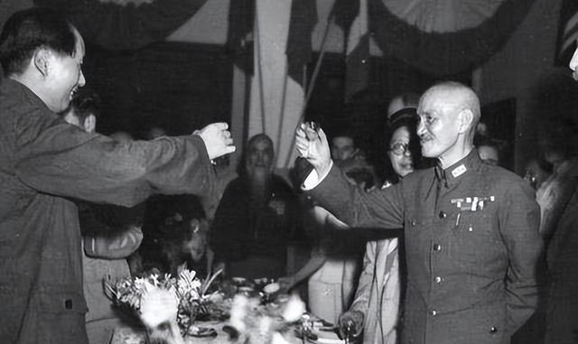 中了然：放眼世间再也找不到能与毛主席抗衡的人AG真人中国朝鲜战争尘埃落定蒋介石仰天长叹心(图4)